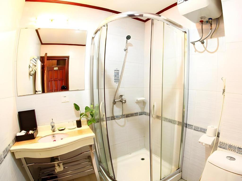 Atrium Hanoi Hotel Extérieur photo
