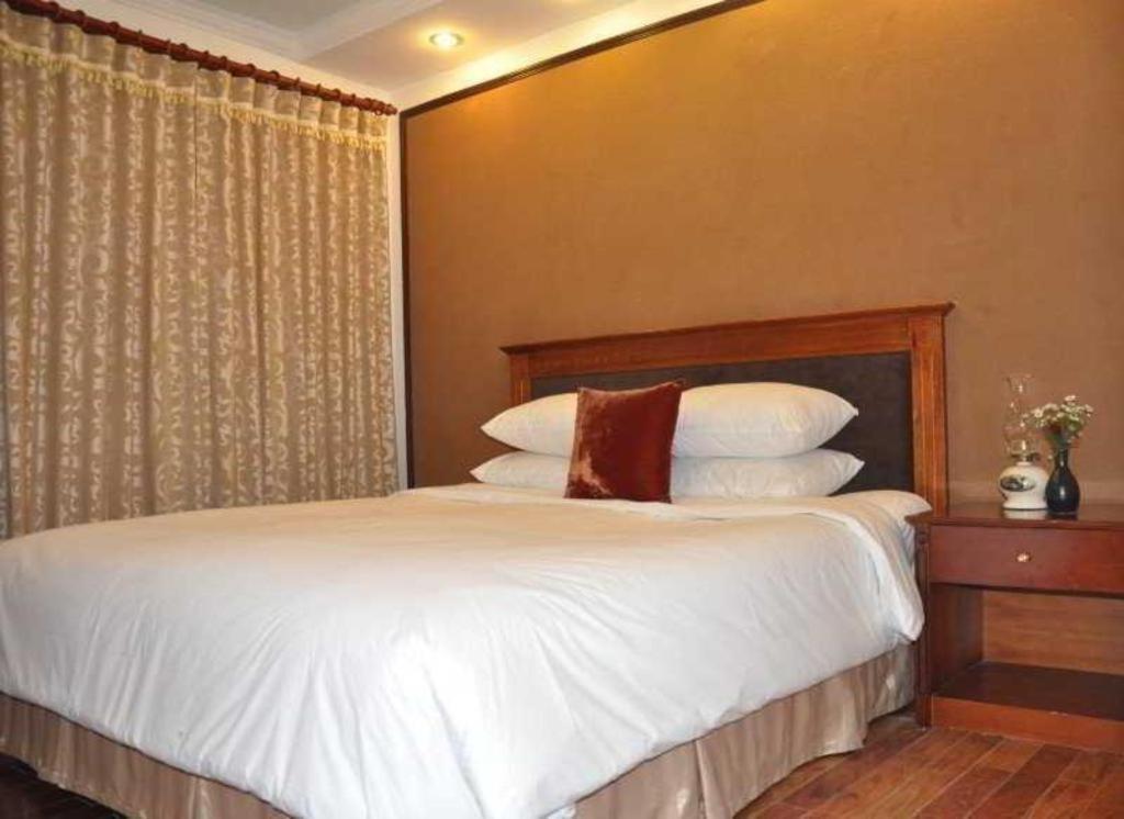 Atrium Hanoi Hotel Extérieur photo